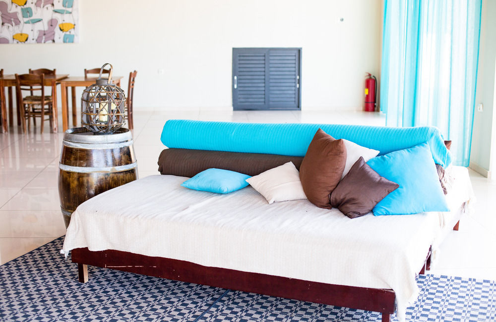 Langley Resort Almirida Bay Экстерьер фото