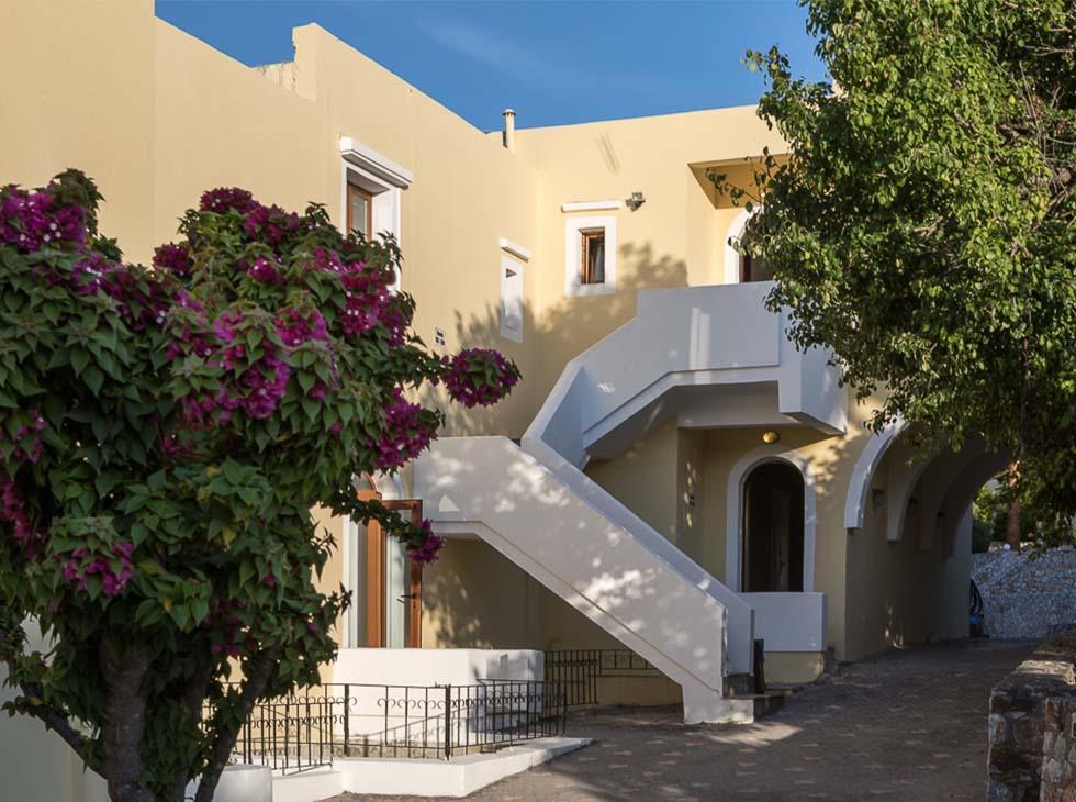 Langley Resort Almirida Bay Экстерьер фото