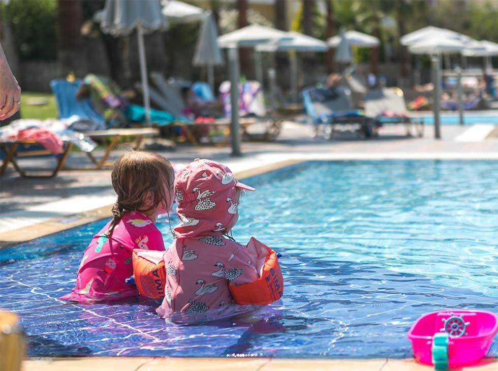 Langley Resort Almirida Bay Экстерьер фото