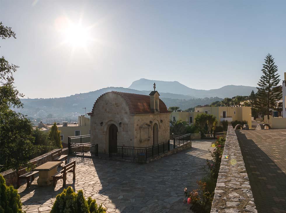 Langley Resort Almirida Bay Экстерьер фото