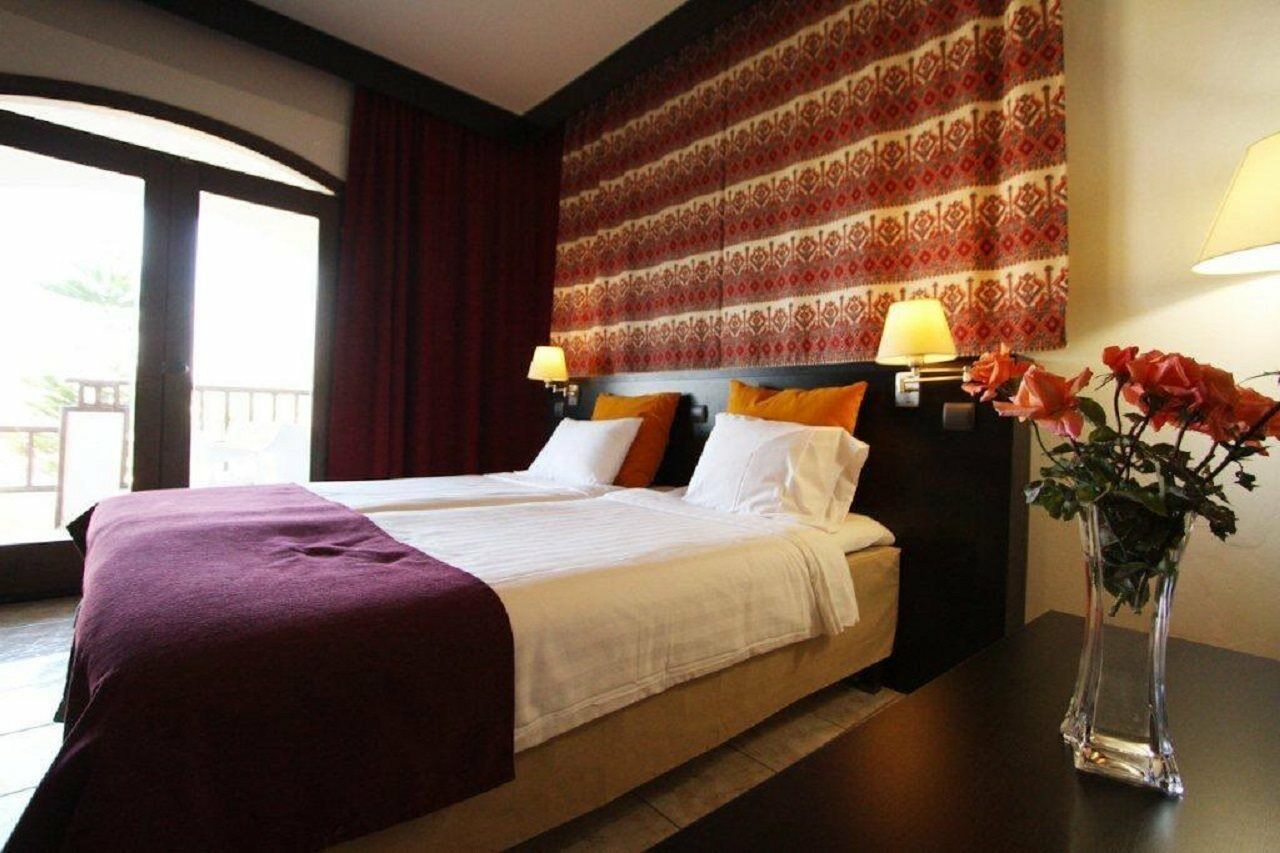 Langley Resort Almirida Bay Экстерьер фото